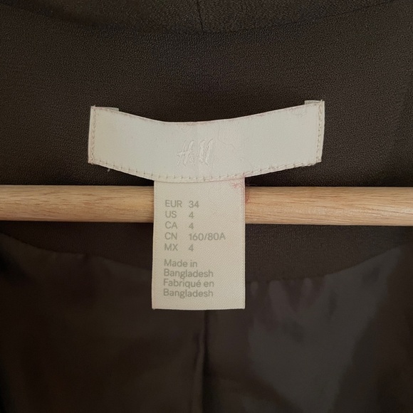 H&M Olive Blazer 4 - Picture 5 of 8